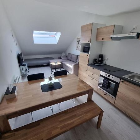 Thelna Elya Apartment เบรย์ดูน ภายนอก รูปภาพ
